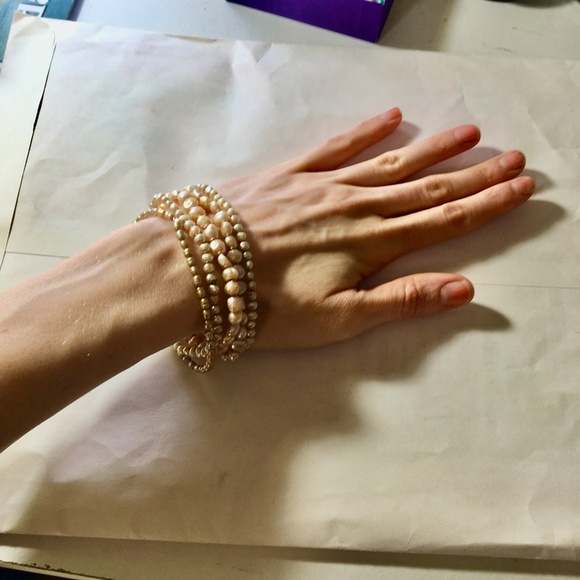 SOLD- freshwater pearl bracelets (bundle of 5) - Picture 4 of 4